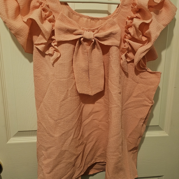 Elegant Peach Ruffle Top - Picture 1 of 2